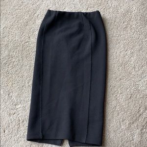 Stretchy pencil skirt